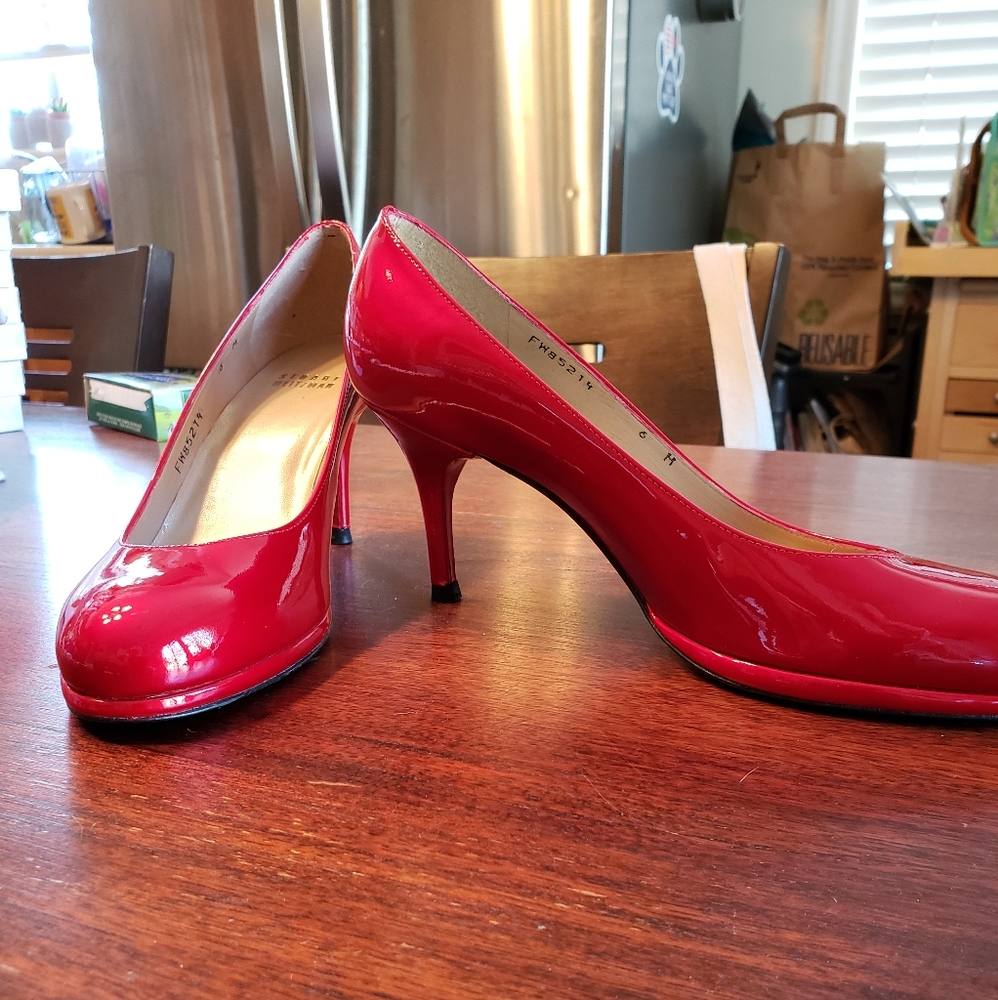 Stuart Weitzman Red Muse Heels 6m